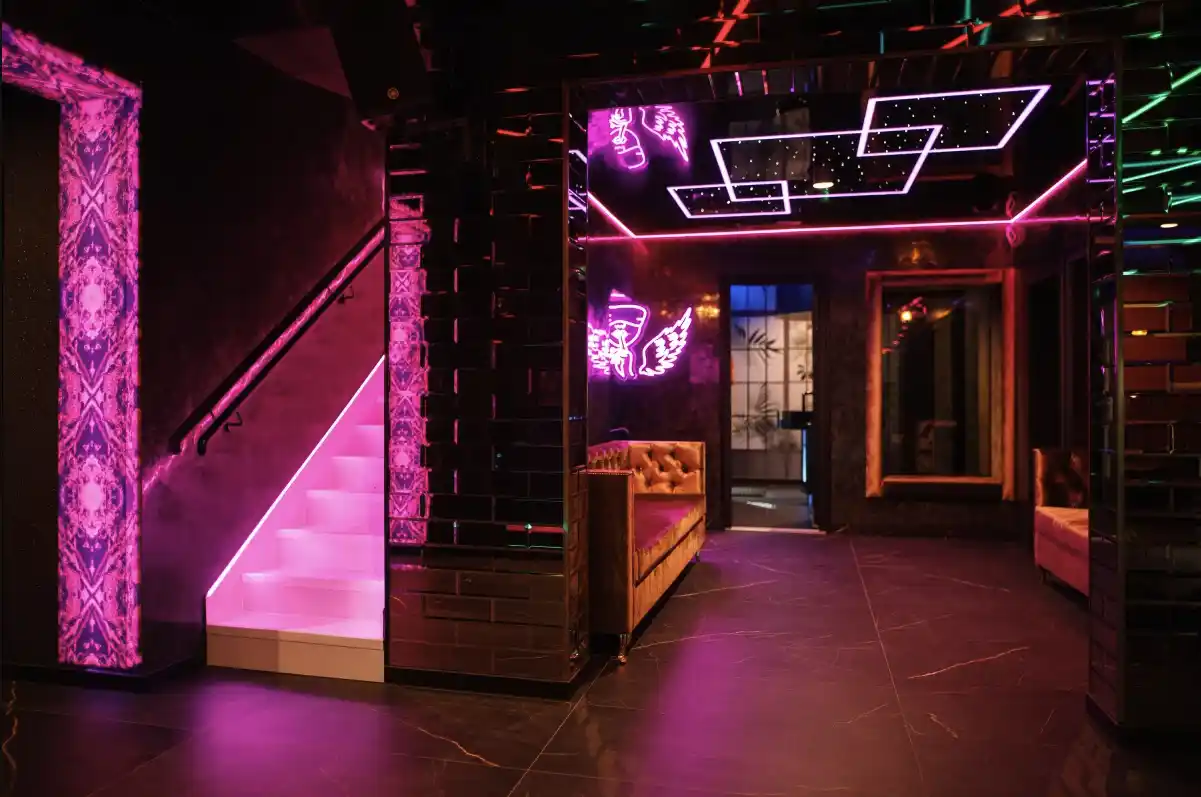 Photo of the ground floor at Elysium Swingers Club, source: https://elysium.warszawa.pl/gallery/